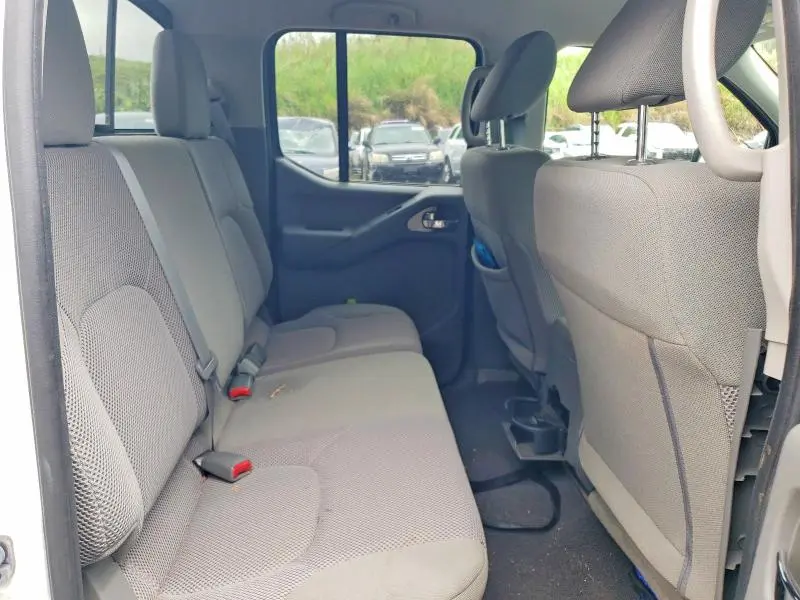 2018 NISSAN FRONTIER SV  