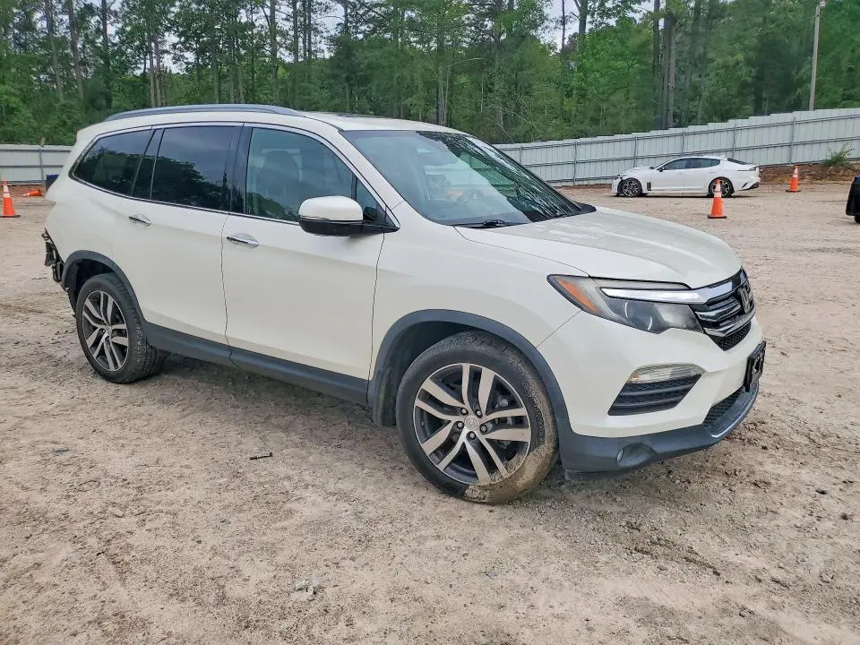 2018 HONDA PILOT ELITE  