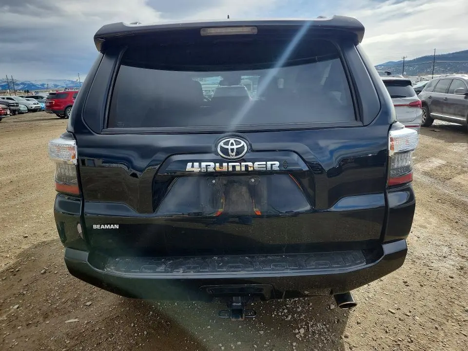 2023 TOYOTA 4RUNNER SR5 PREMIUM  