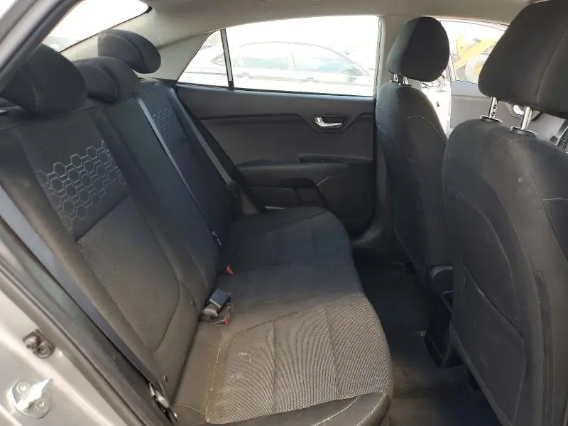 2022 KIA RIO LX   