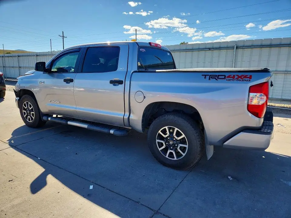 2016 TOYOTA TUNDRA SR5  