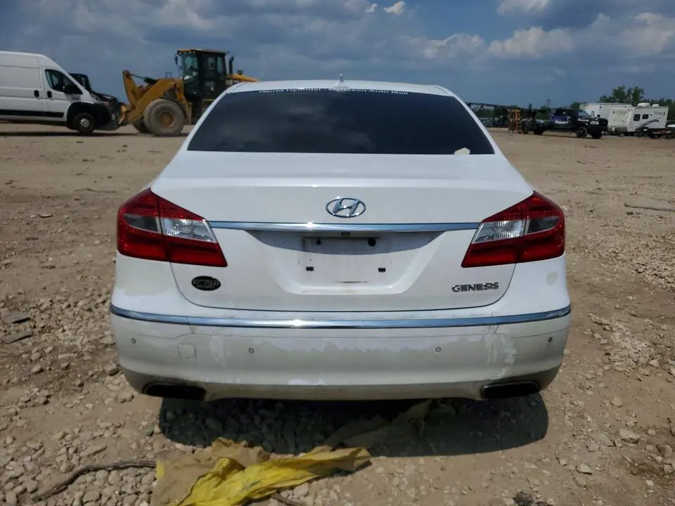 2013 HYUNDAI GENESIS 3.8L  