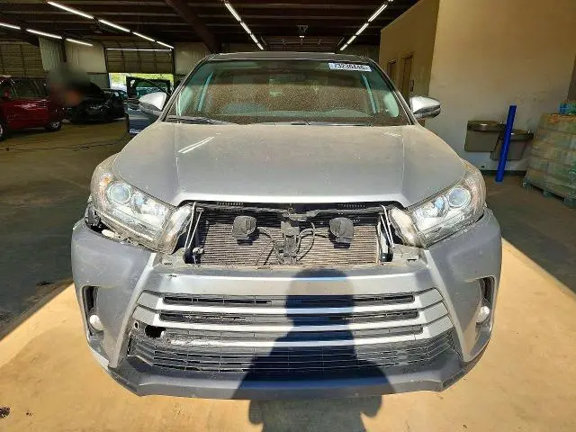 2019 TOYOTA HIGHLANDER LE PLUS  