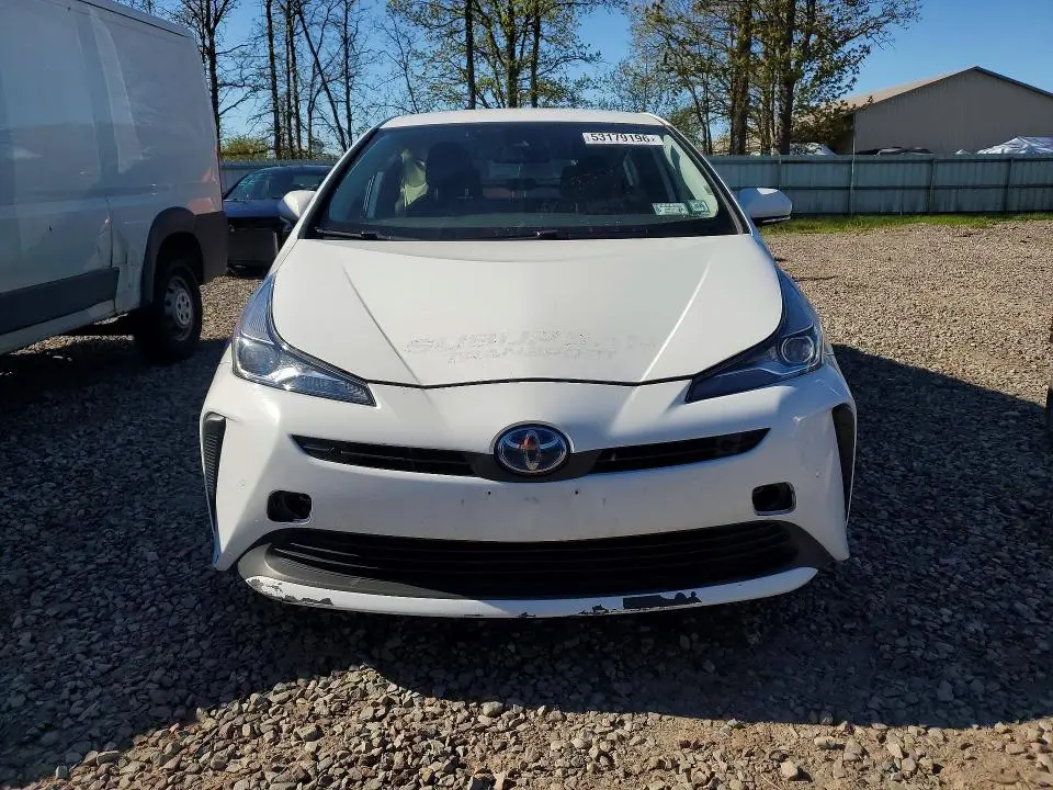 2022 TOYOTA PRIUS LE  