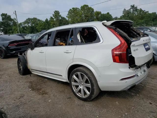 2016 VOLVO XC90 T6