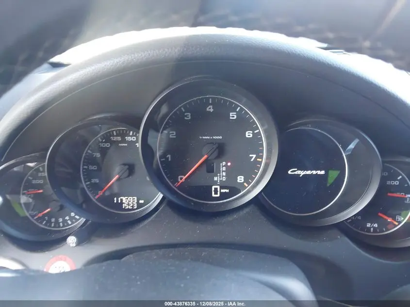 2014 PORSCHE CAYENNE PLATINUM EDITION