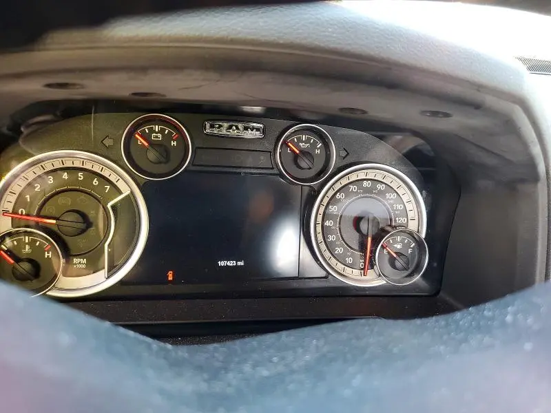 2017 RAM 1500 SLT  