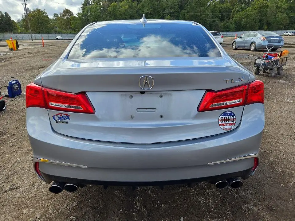 2018 ACURA TLX   