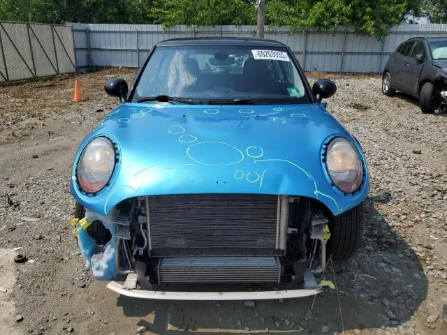 2017 MINI COOPER 