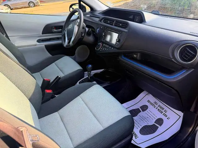 2013 TOYOTA PRIUS C THREE  