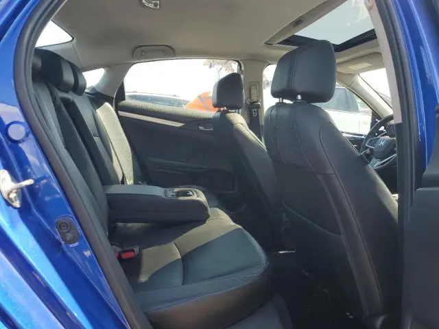 2016 HONDA CIVIC TOURING  