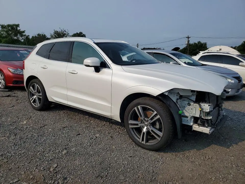 2019 VOLVO XC60 T5  