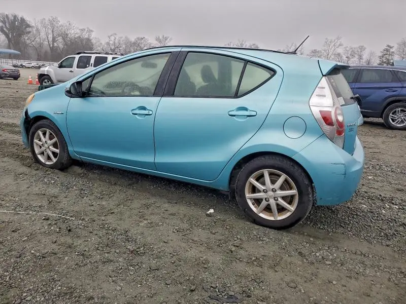 2013 TOYOTA PRIUS C   