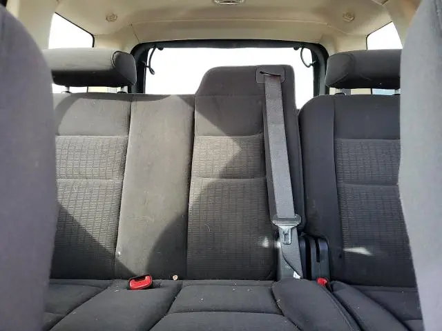 2010 FORD EXPLORER XLT  