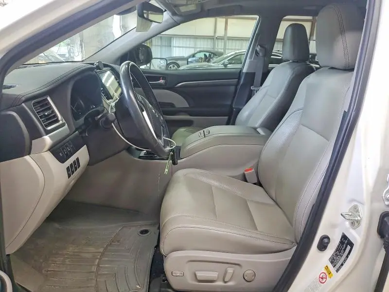 2019 TOYOTA HIGHLANDER LIMITED PLATINUM  
