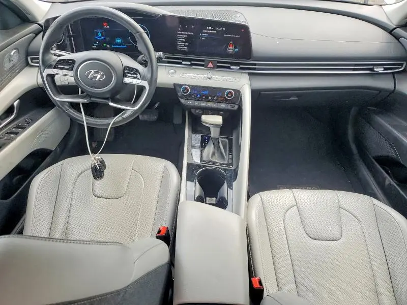 2022 HYUNDAI ELANTRA LIMITED  