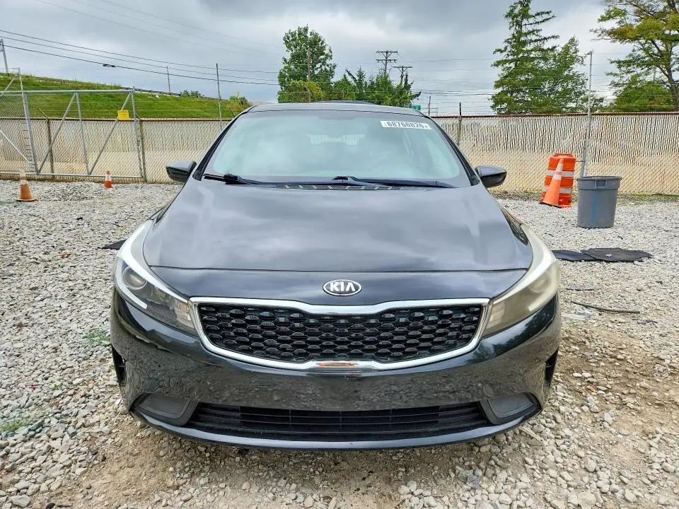 2018 KIA FORTE LX  