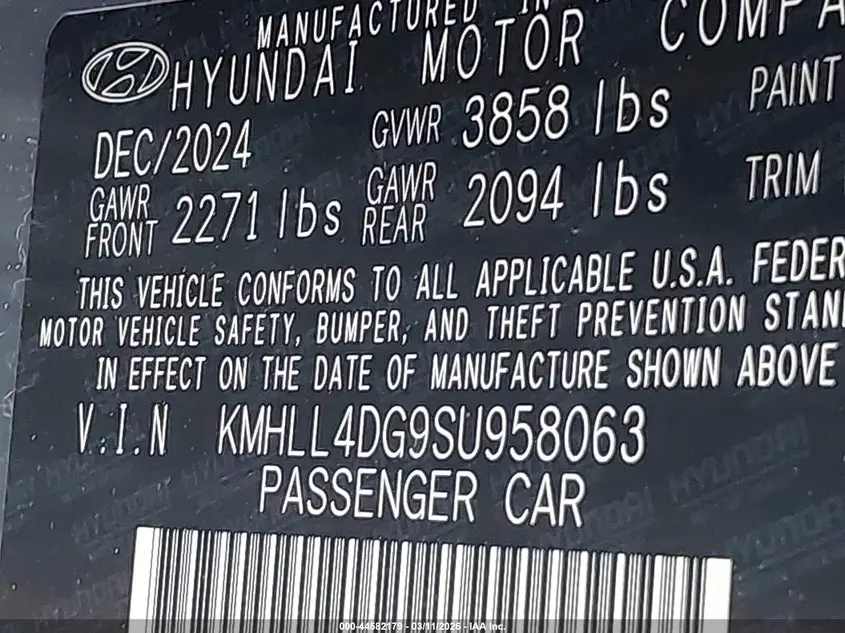 2025 HYUNDAI ELANTRA SE