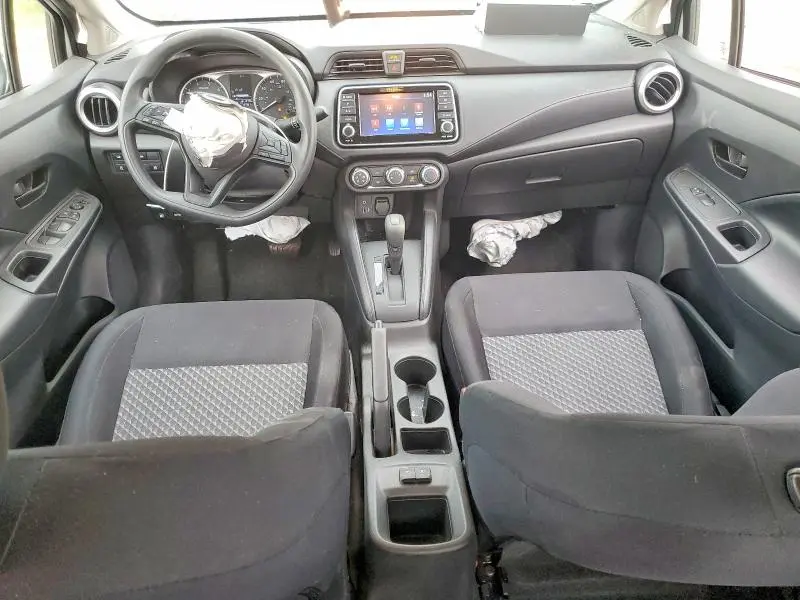 2024 NISSAN VERSA S  