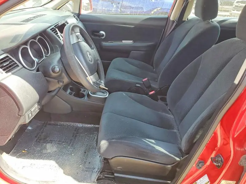 2011 NISSAN VERSA 1.8 S  