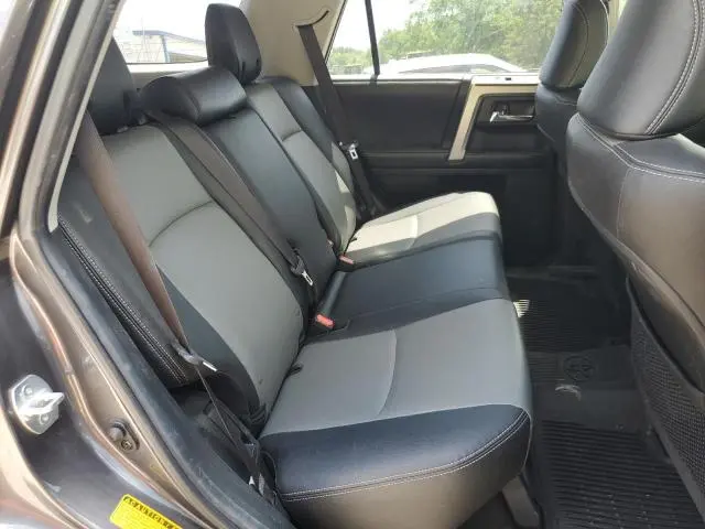 2018 TOYOTA 4RUNNER SR5/SR5 PREMIUM  