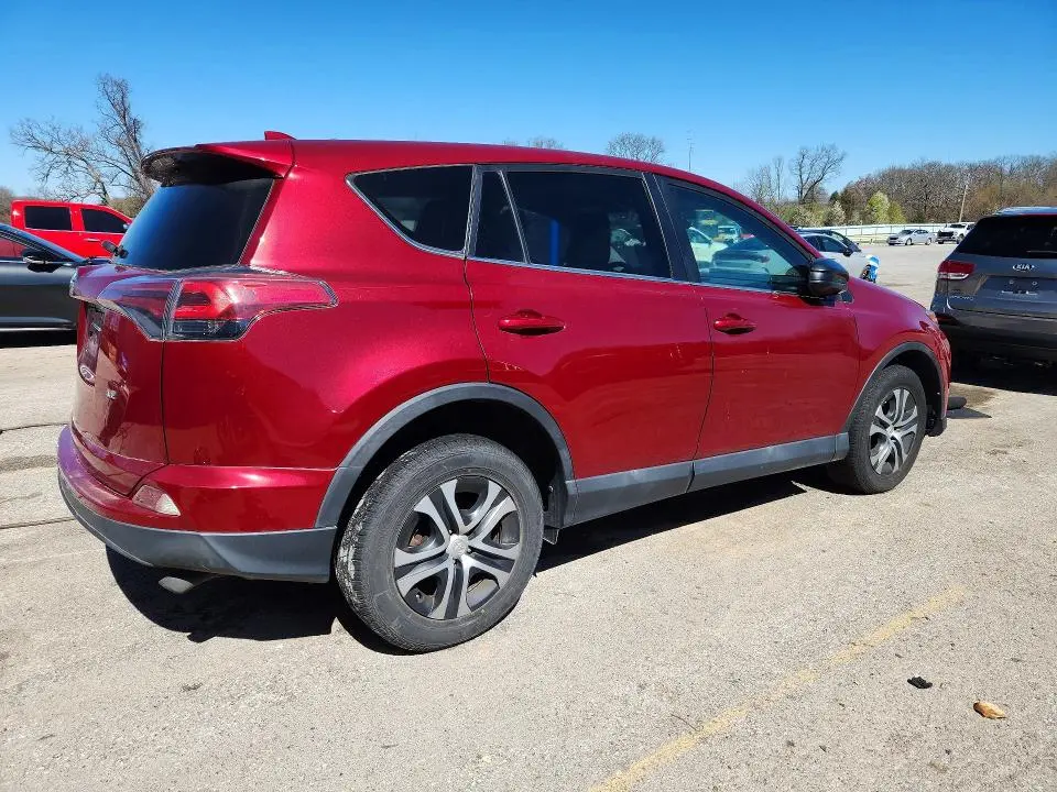 2018 TOYOTA RAV4 LE  
