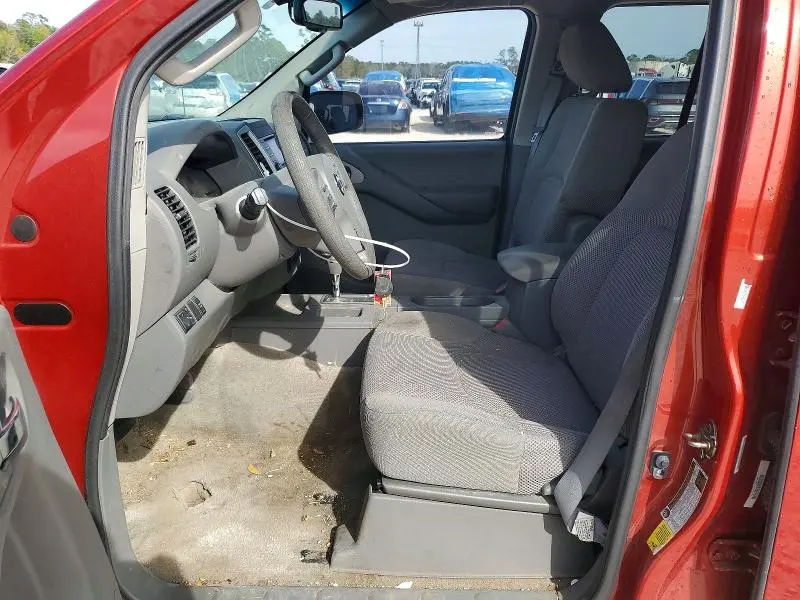 2014 NISSAN FRONTIER S  