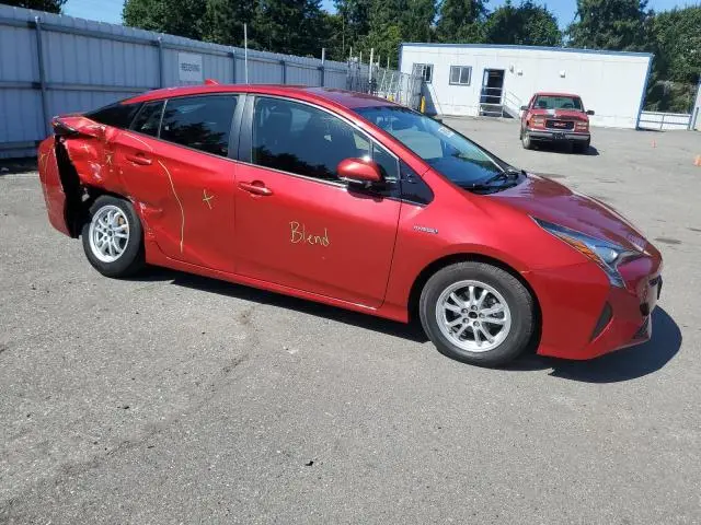 2016 TOYOTA PRIUS   