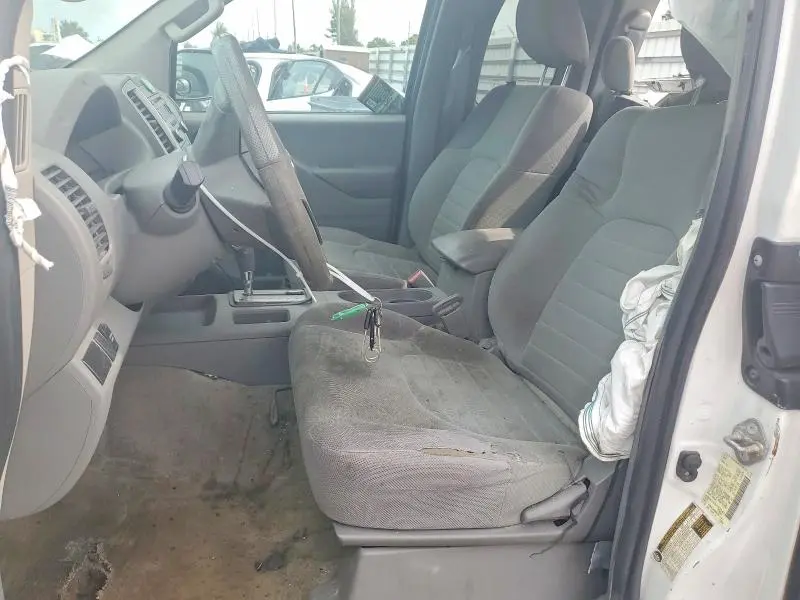 2016 NISSAN FRONTIER S  