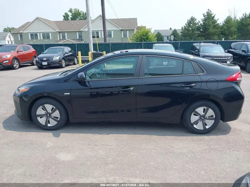 2018 HYUNDAI IONIQ HYBRID BLUE