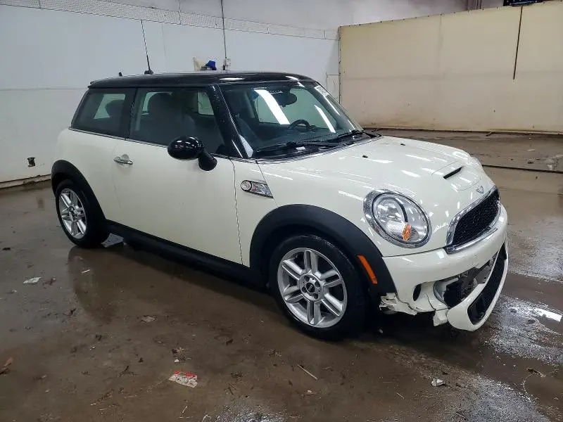 2012 MINI COOPER S  