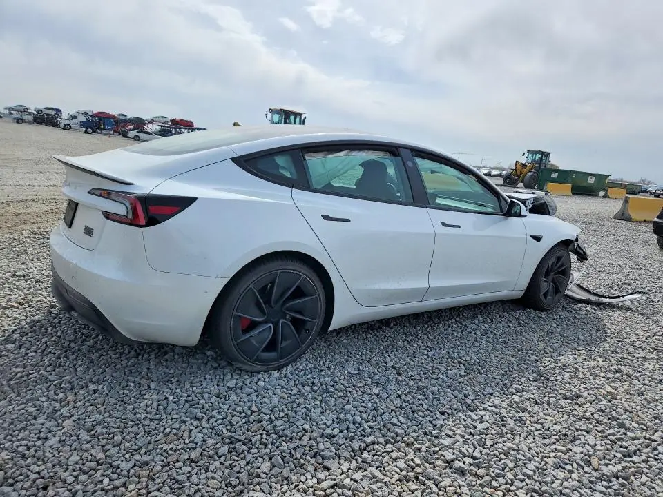 2024 TESLA MODEL 3   