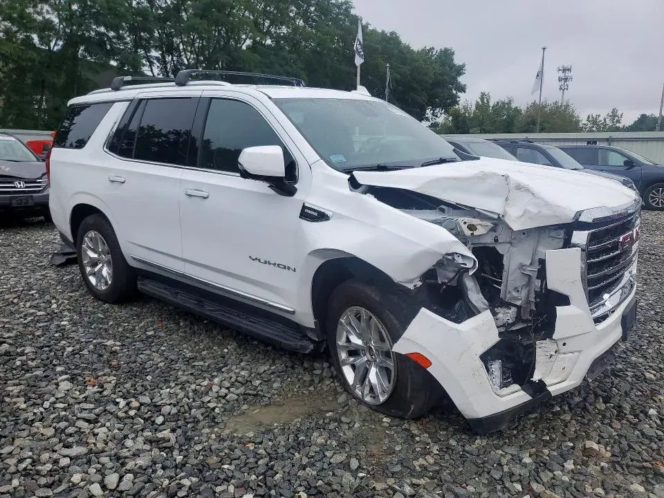 2024 GMC YUKON SLT  