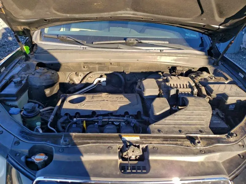 2010 HYUNDAI SANTA FE GLS  