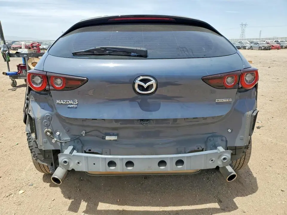 2023 MAZDA 3 PREFERRED  