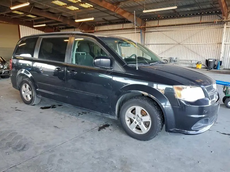 2013 DODGE GRAND CARAVAN SXT  