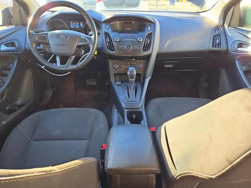 2017 FORD FOCUS SE  