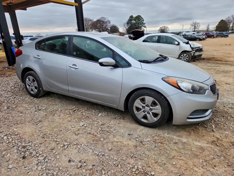 2016 KIA FORTE LX  