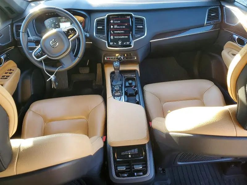 2019 VOLVO XC90   