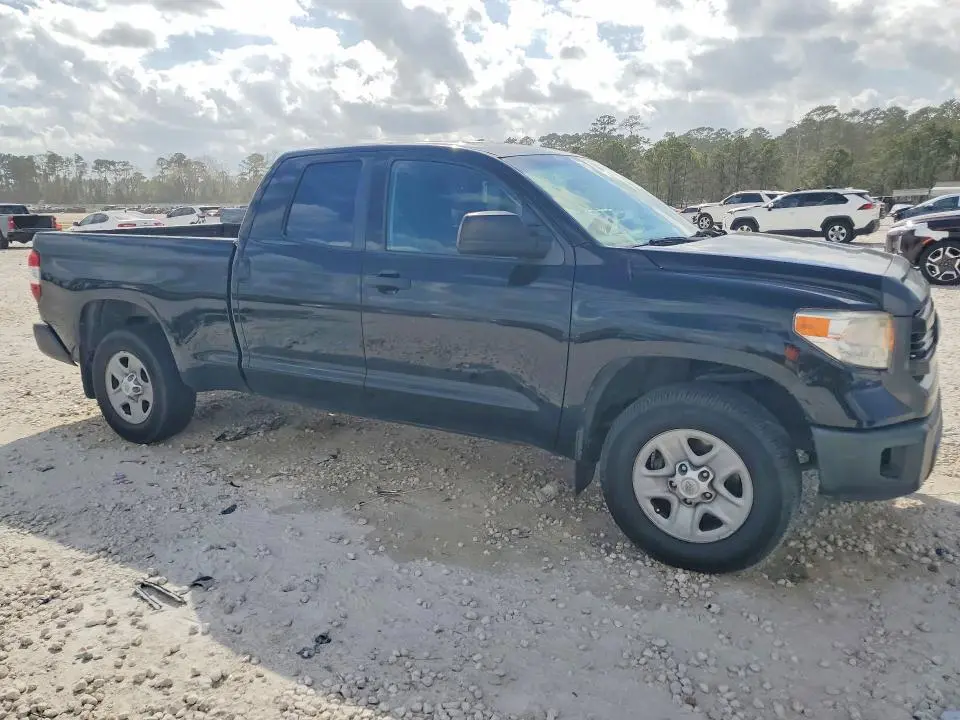2017 TOYOTA TUNDRA SR  