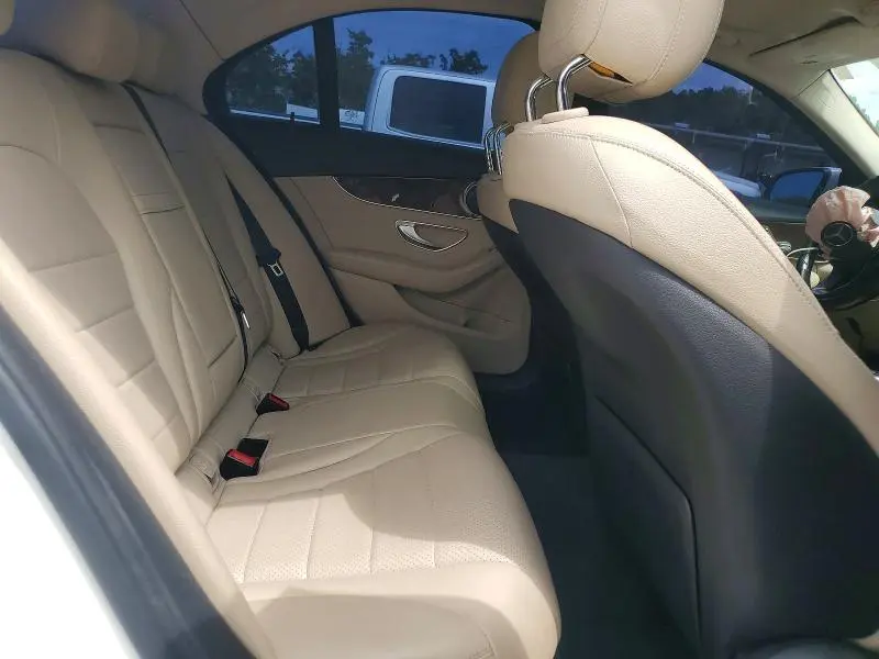 2016 MERCEDES-BENZ C 300  