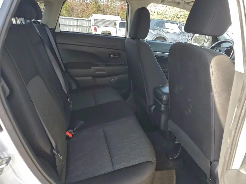 2022 MITSUBISHI OUTLANDER SPORT ES  