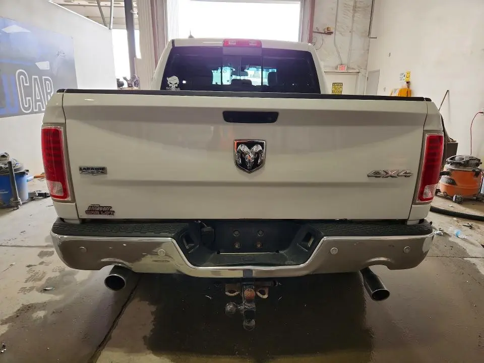 2015 RAM 1500 LARAMIE  