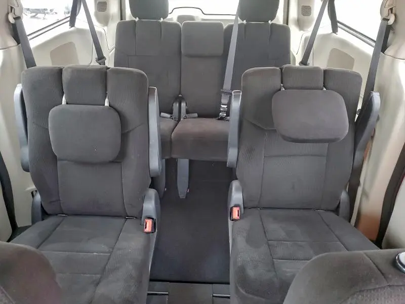 2012 DODGE GRAND CARAVAN SE  