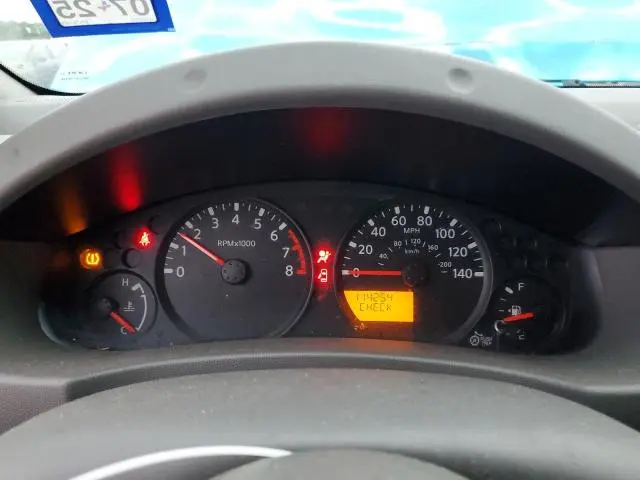 2014 NISSAN FRONTIER S  