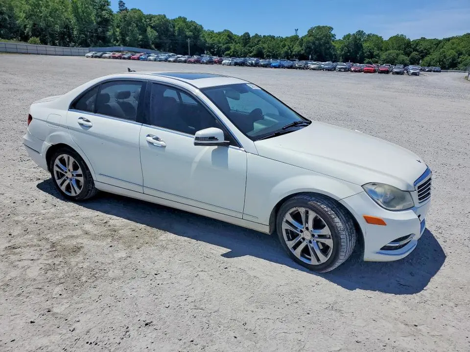 2013 MERCEDES-BENZ C 250  
