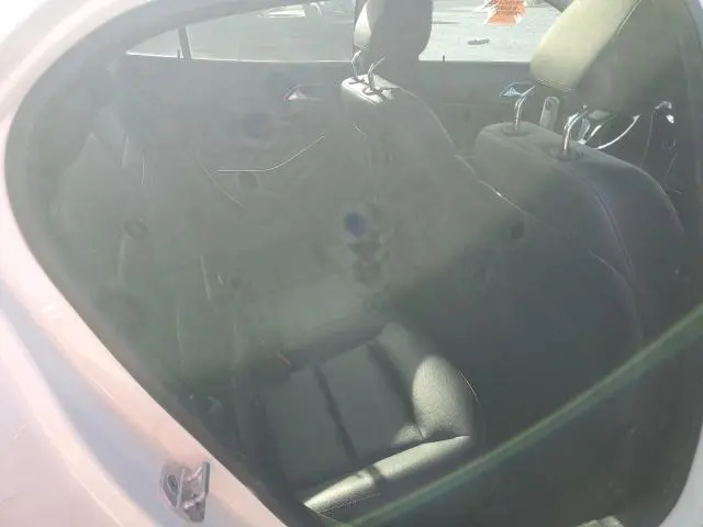 2015 MERCEDES-BENZ GLA 250 4MATIC  