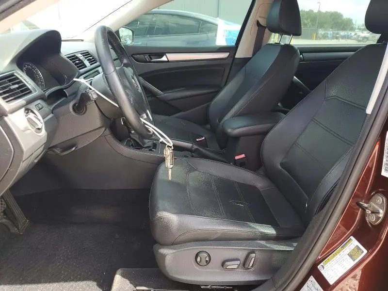2014 VOLKSWAGEN PASSAT S  