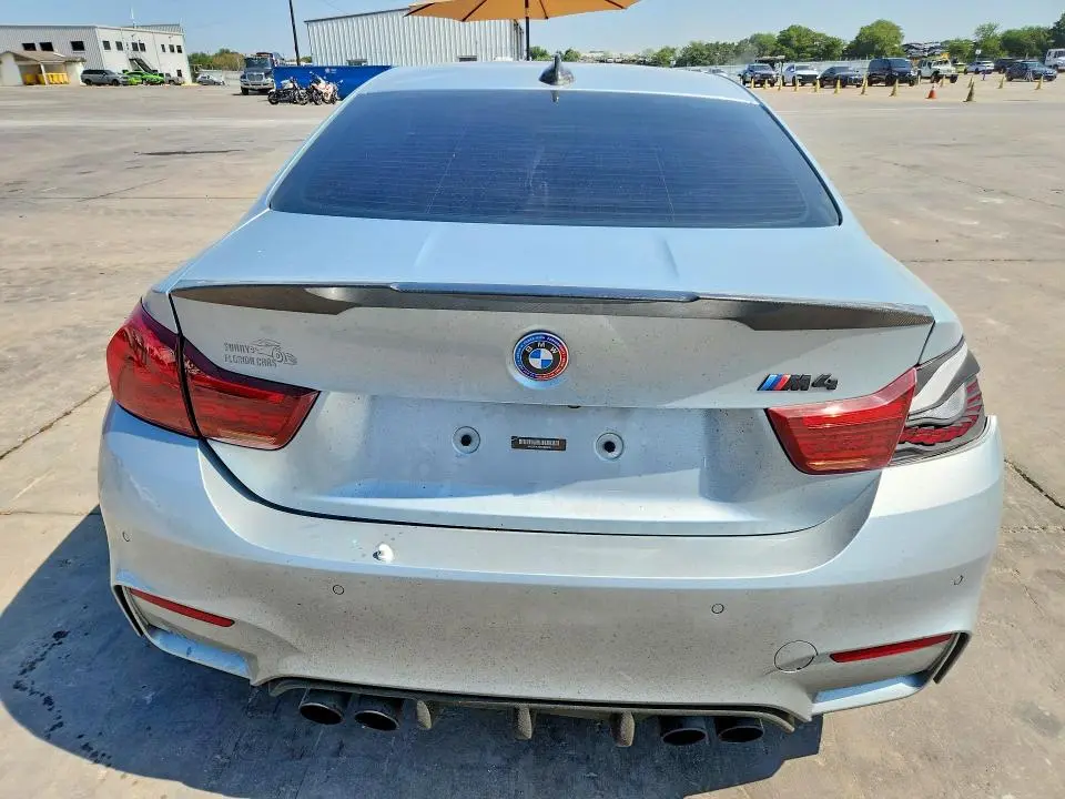 2015 BMW M4   