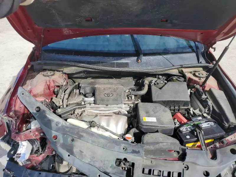 2016 TOYOTA CAMRY LE  